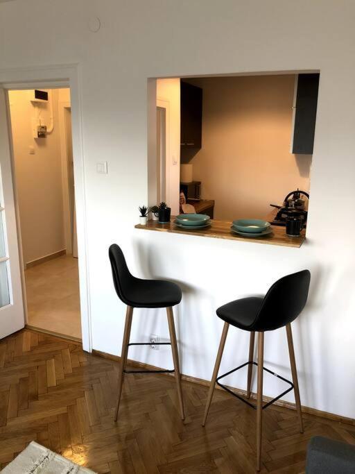 Lovely Studio Bukarest Eksteriør billede