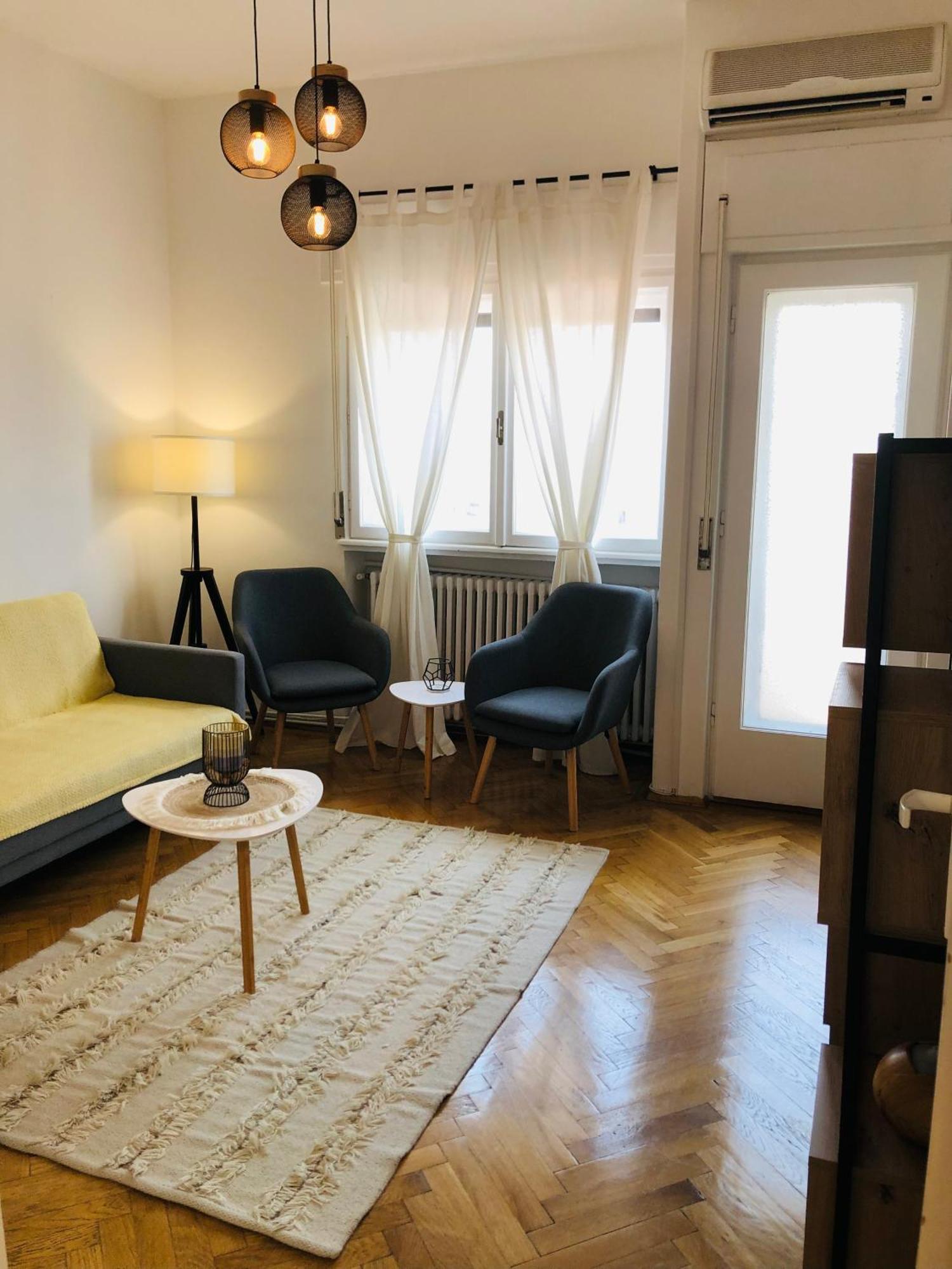 Lovely Studio Bukarest Eksteriør billede